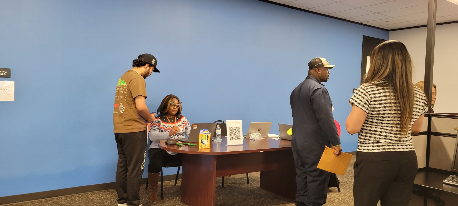 Elin Energy Hiring Event Draws 180+ Attendees