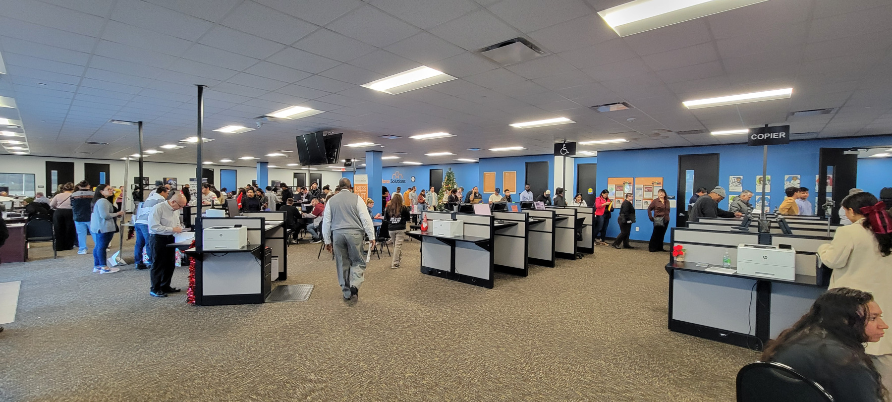 Elin Energy Hiring Event Draws 180+ Attendees